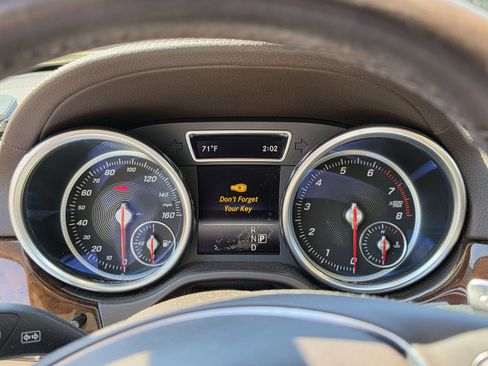 Used 2019 Mercedes-Benz GLS 450 4MATIC image 8