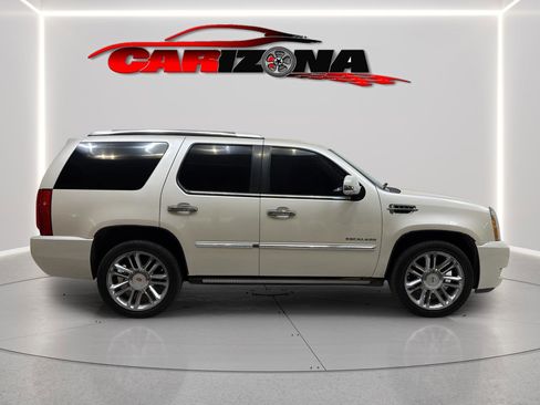 Used 2013 Cadillac Escalade Platinum AWD/4WD image 11