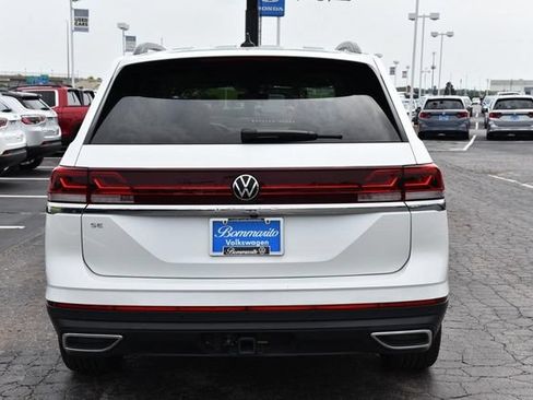 Certified 2026 Volkswagen Atlas SE w/ Panoramic Sunroof Package FWD image 6