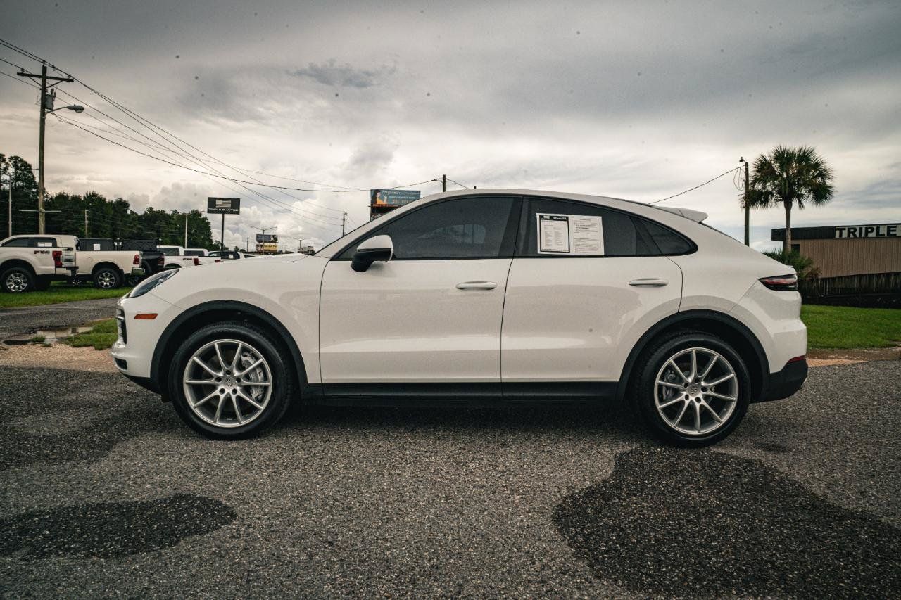 Used 2021 Porsche Cayenne Coupe AWD/4WD image 6