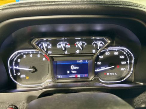 Used 2023 GMC Sierra 2500 SLE w/ SLE Convenience Package image 35