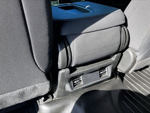 Certified 2022 Chevrolet Silverado 1500 Custom Trail Boss image 32