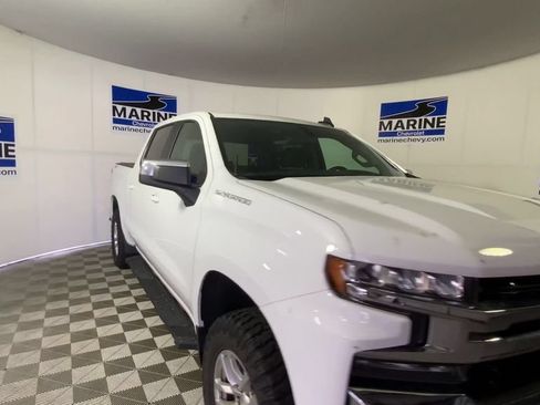 Used 2021 Chevrolet Silverado 1500 LT AWD/4WD image 4
