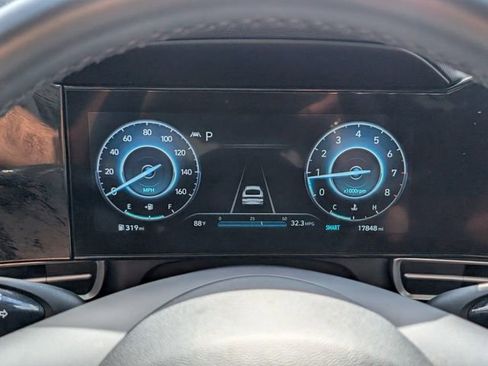 Used 2023 Hyundai Elantra SEL w/ Convenience Package image 23