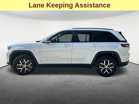 Used 2024 Jeep Grand Cherokee Limited AWD/4WD image 6