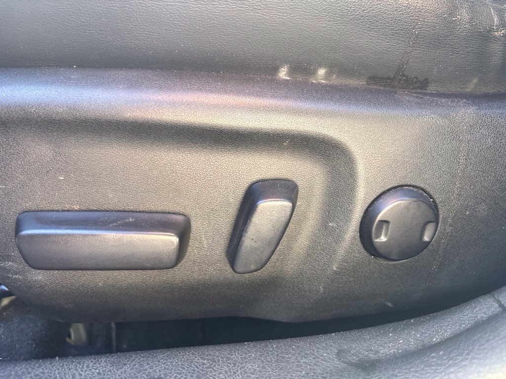 Used 2014 Toyota Camry SE FWD image 15