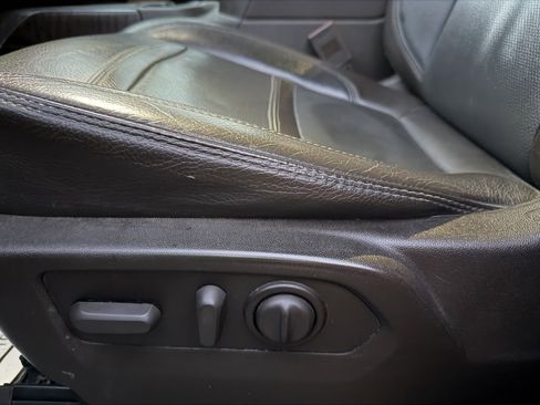 Used 2023 GMC Sierra 2500 Denali w/ Denali Ultimate Package image 13