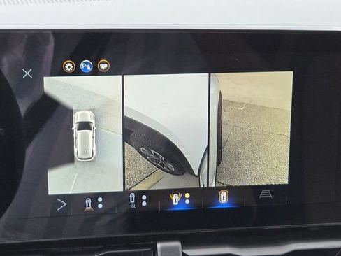 New 2026 Chevrolet Equinox ACTIV w/ Convenience Package III FWD image 24