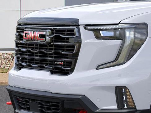 New 2026 GMC Acadia AT4 w/ Luxury Package image 13