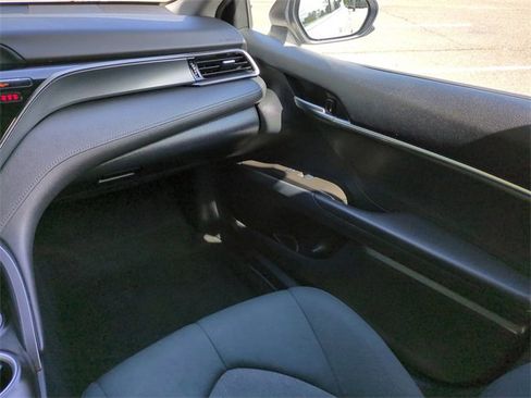 Used 2023 Toyota Camry LE image 16