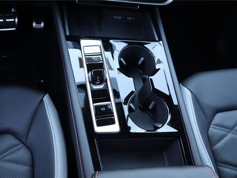 New 2026 Volkswagen Atlas Peak Edition image 20