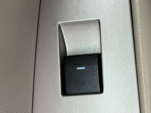 Used 2012 Ford Fusion SEL image 27