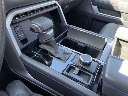 Used 2023 Toyota Tundra Platinum image 31