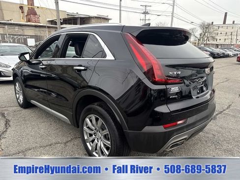 Used 2023 Cadillac XT4 Premium Luxury AWD/4WD image 10