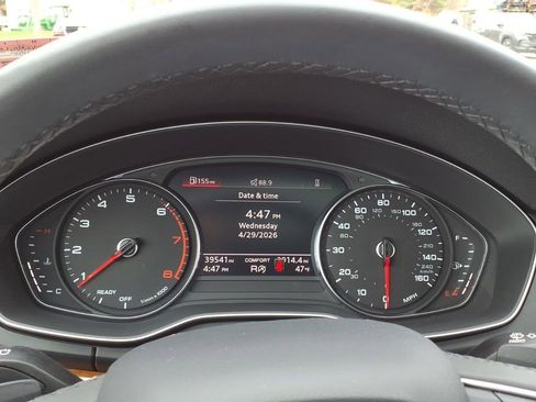 Used 2024 Audi Q5 2.0T Premium AWD/4WD image 23