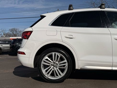 Used 2018 Audi Q5 2.0T Premium Plus w/ Premium Plus Package image 15