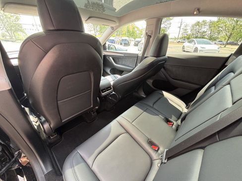 Used 2023 Tesla Model Y Performance AWD/4WD image 15