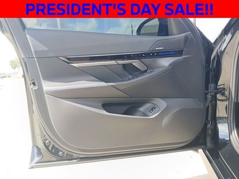 Used 2024 BMW 530i w/ M Sport Package image 22