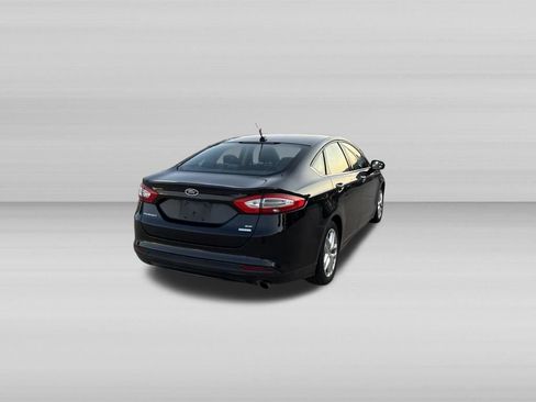 Used 2013 Ford Fusion SE FWD image 6