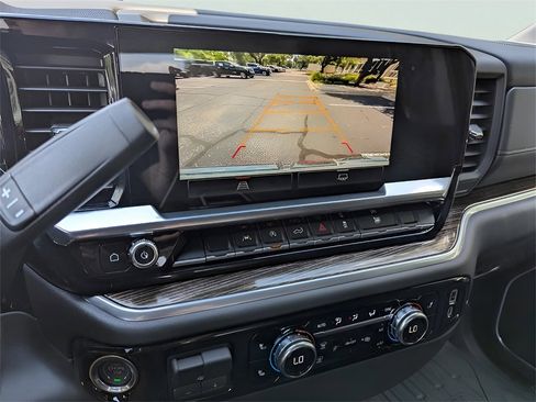 New 2026 GMC Sierra 1500 Elevation image 17