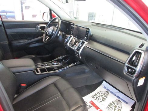 Used 2022 Kia Sorento SX image 30