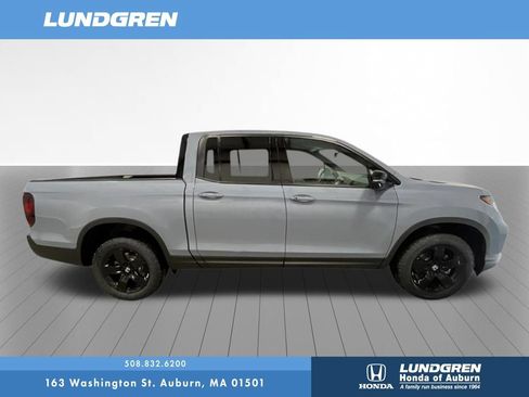 New 2026 Honda Ridgeline Black Edition image 5