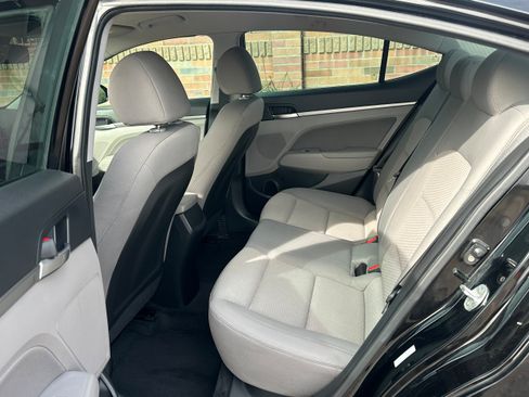 Used 2019 Hyundai Elantra SEL FWD image 7