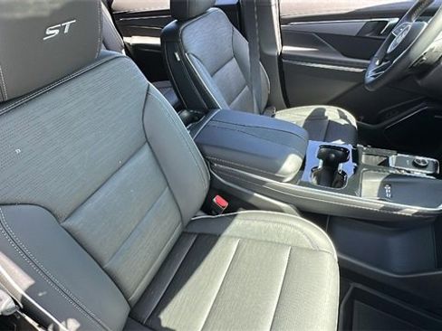 New 2025 Buick Enclave Sport Touring w/ Power Package image 21