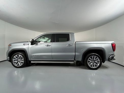 Used 2024 GMC Sierra 1500 Denali w/ Denali Reserve Package image 5