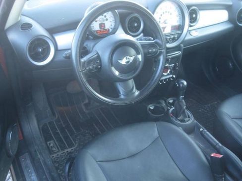 Used 2011 MINI Cooper Hardtop FWD image 11