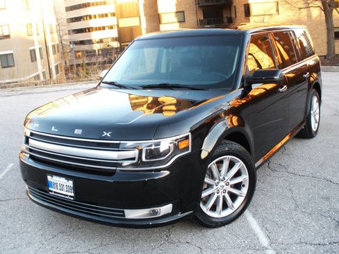 Used 2019 Ford Flex Limited image 1