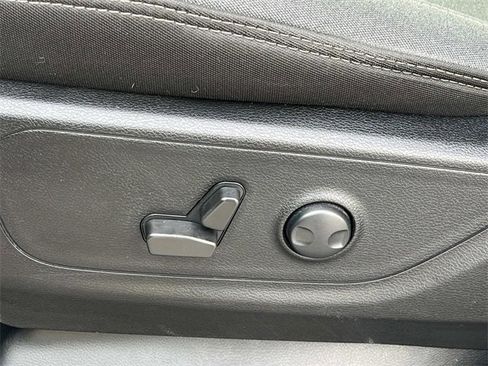 Used 2022 RAM 1500 Big Horn image 30