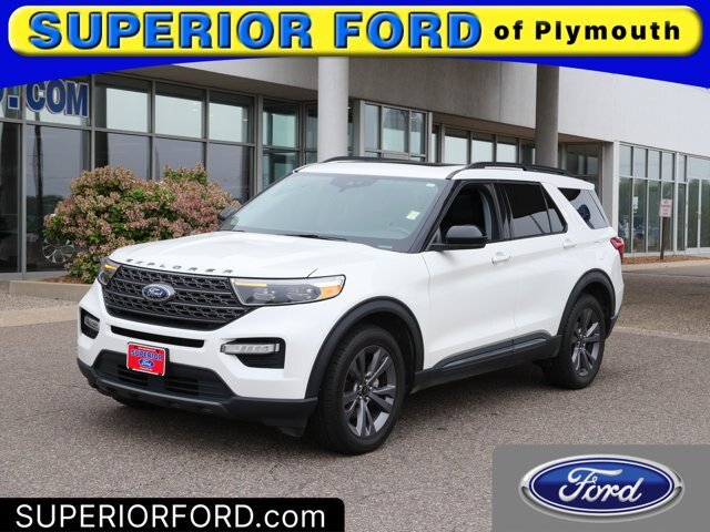 Certified 2023 Ford Explorer XLT w/ Equipment Group 202A AWD/4WD image 1