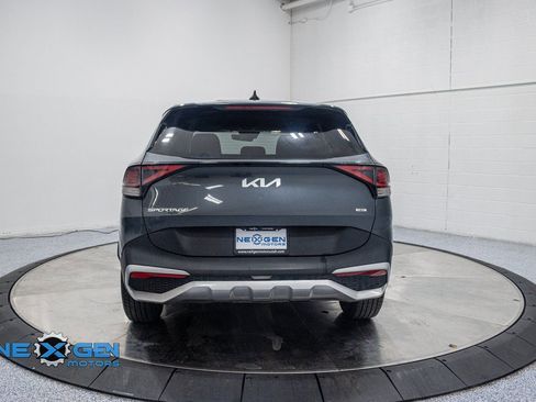 Used 2024 Kia Sportage LX image 6