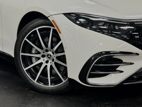Certified 2023 Mercedes-Benz EQS 580 4MATIC Sedan image 4