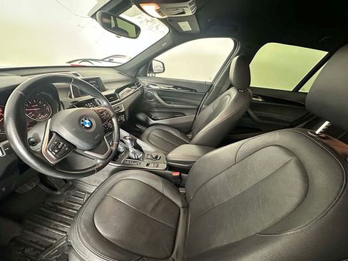 Used 2018 BMW X1 sDrive28i image 16