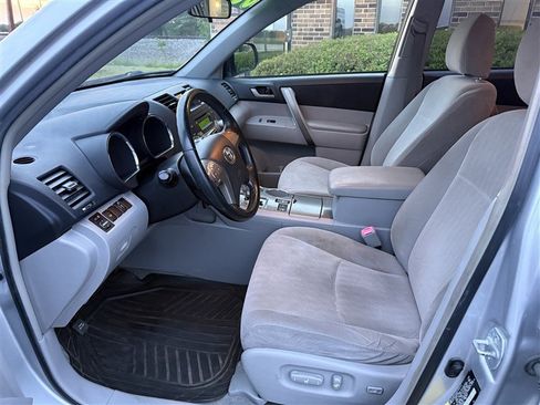 Used 2008 Toyota Highlander Sport AWD/4WD image 5