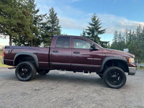 Used 2005 Dodge Ram 2500 Truck SLT w/ Trailer Tow Group AWD/4WD image 4