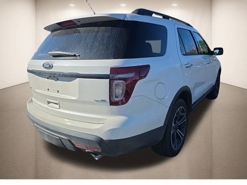 Used 2014 Ford Explorer Sport w/ Equipment Group 401A image 7