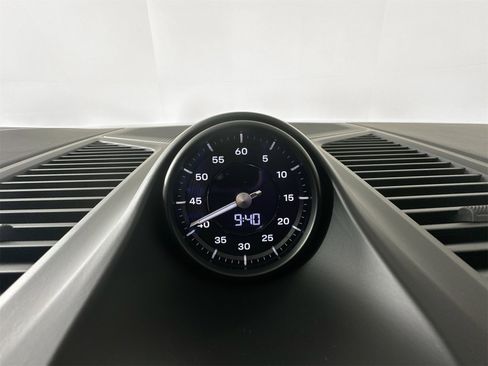 New 2026 Porsche Cayenne E-Hybrid Coupe image 24