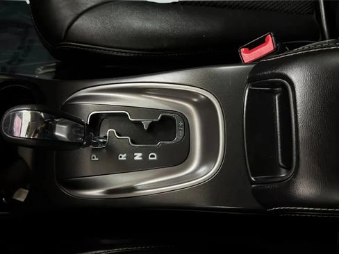 Used 2016 Dodge Journey Crossroad FWD image 13