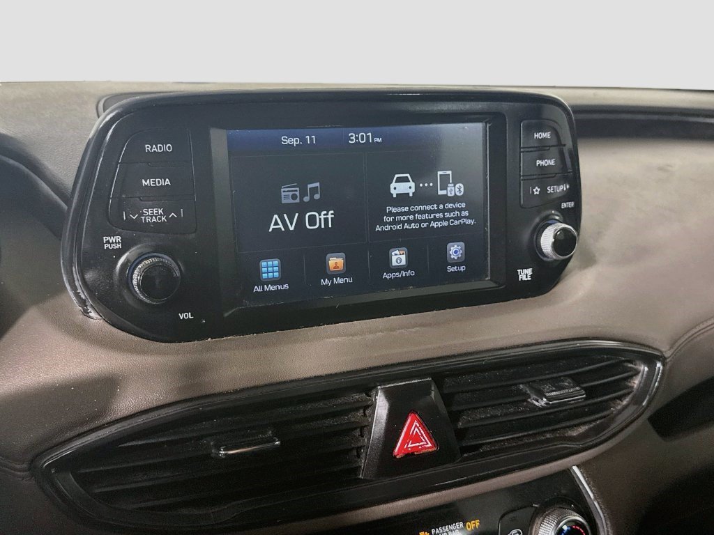 Used 2019 Hyundai Santa Fe SEL FWD image 17