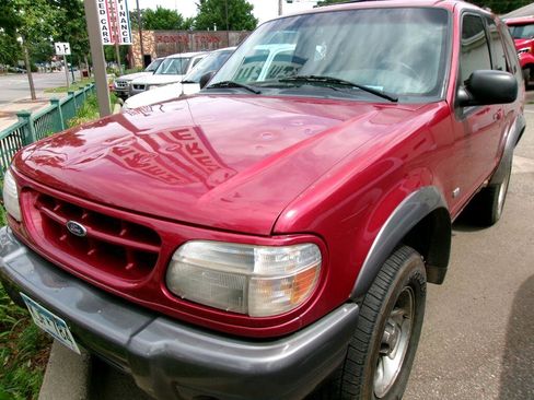 Used 2000 Ford Explorer Sport image 1