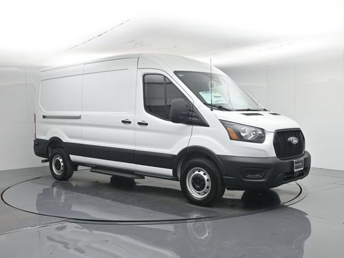 New 2026 Ford Transit 250 148 Medium Roof w/ Load Area Protection Package RWD image 23