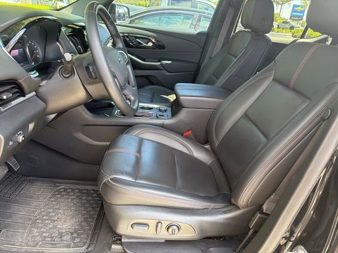 Used 2023 Chevrolet Traverse RS image 21