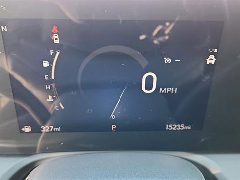 Used 2025 Buick Encore GX Preferred AWD/4WD image 14