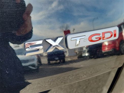 Used 2020 Kia Sportage SX image 12