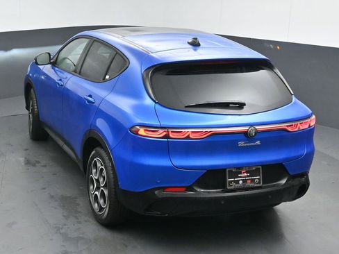 New 2026 Alfa Romeo Tonale w/ Red Premium Package image 43