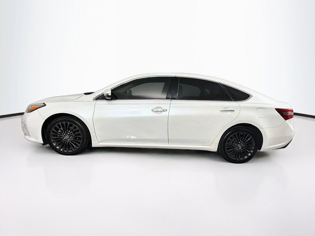 Used 2016 Toyota Avalon Touring FWD image 6