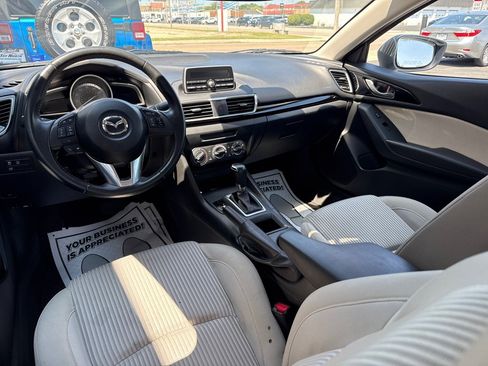 Used 2014 MAZDA MAZDA3 i Touring FWD image 10